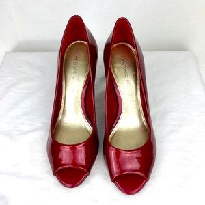 Women’s Antonio Melani Red Heel Shoe Size 7 M